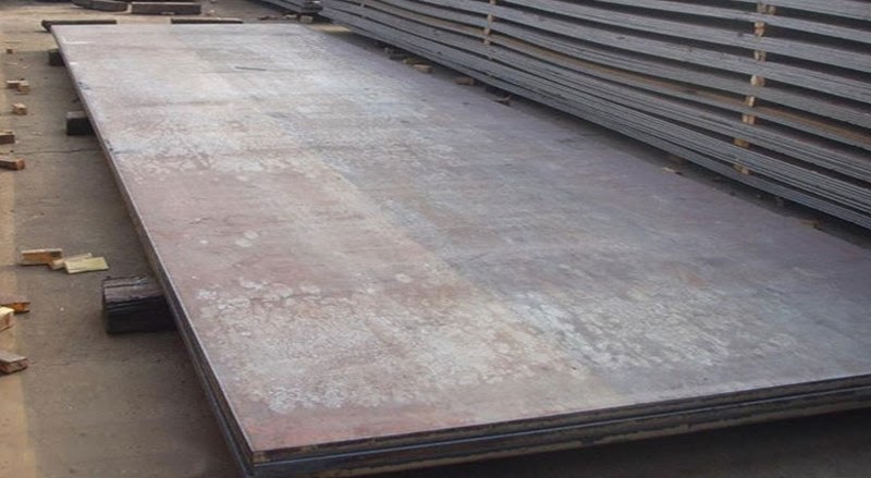 Thép tấm có kích thước lớn và thường dùng cho các ngành công nghiệp nặng