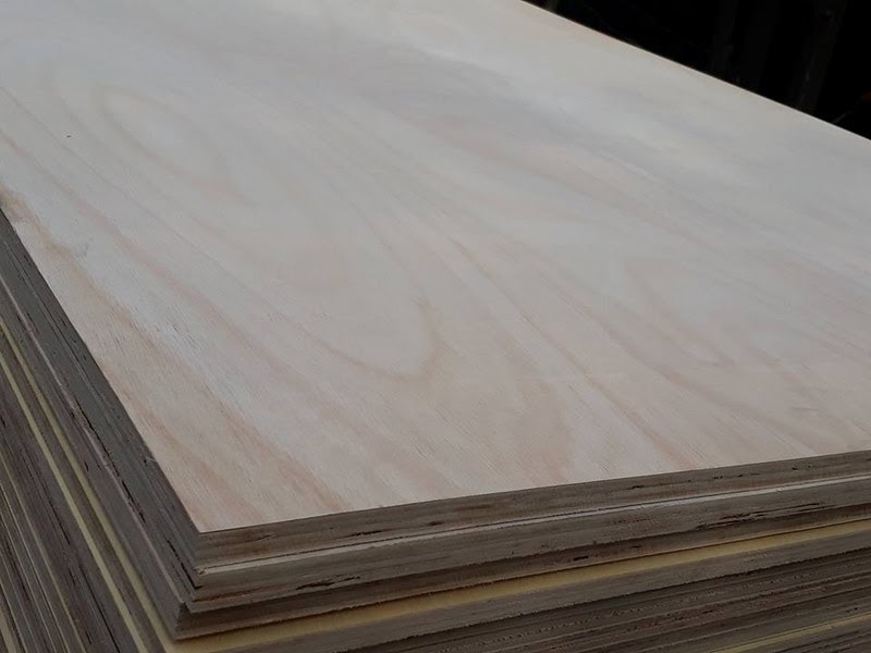 Kích thước ván ép lót sàn khá đa dạng với mức giá phải chăng