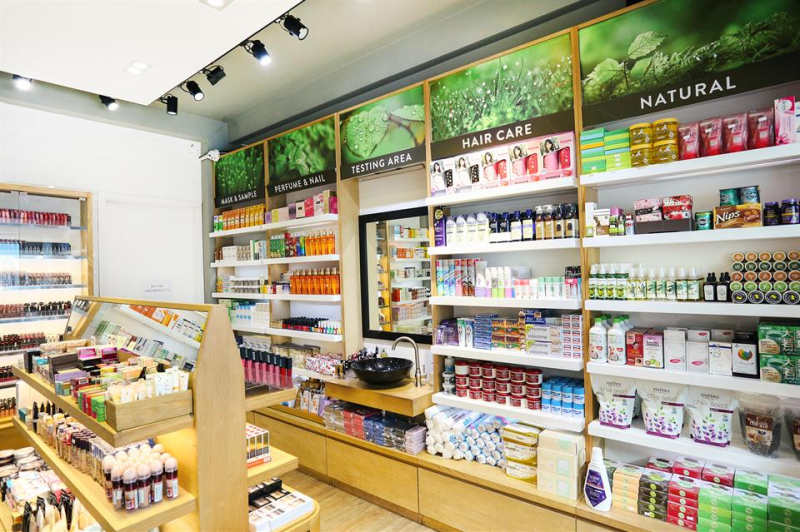 thiet-ke-shop-my-pham-4