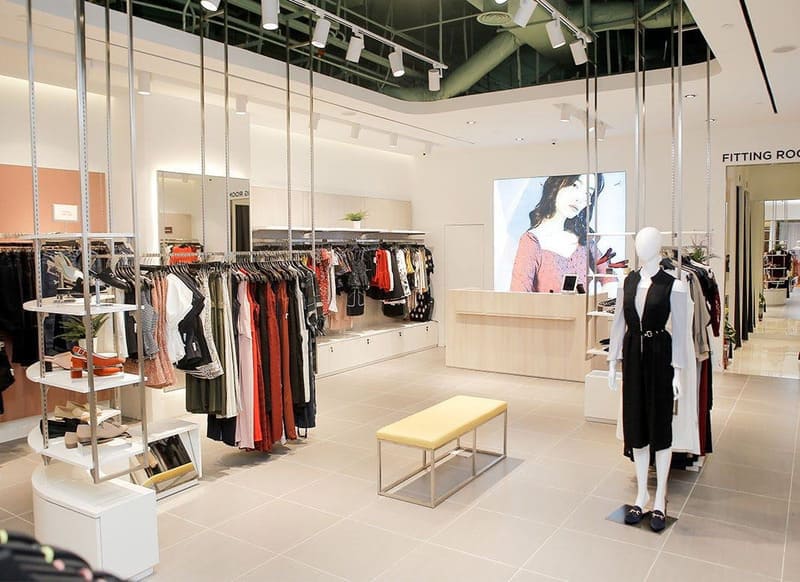 thiết kế shop quần áo nữ 4