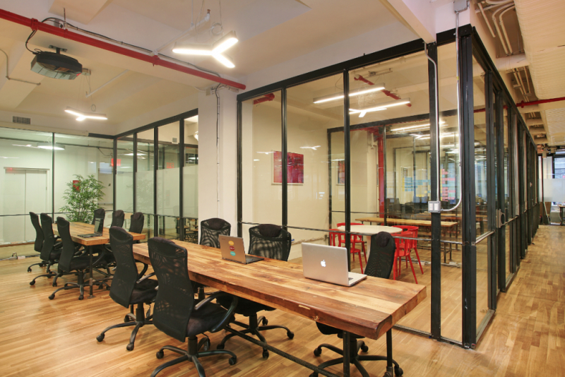 thiet-ke-van-phong-30m2-11